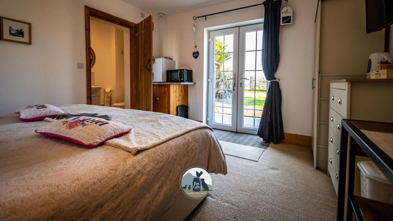 Conwy Pen Cefn Farm Holiday Abergele Bagian luar foto