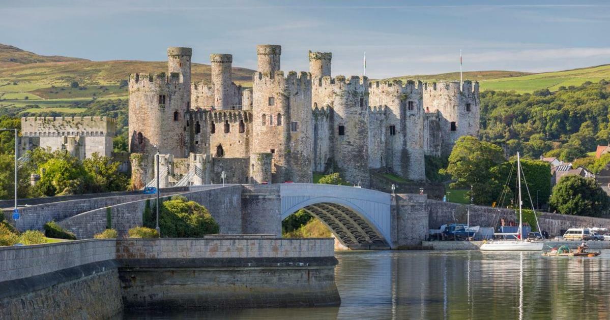 Conwy Pen Cefn Farm Holiday Abergele Bagian luar foto